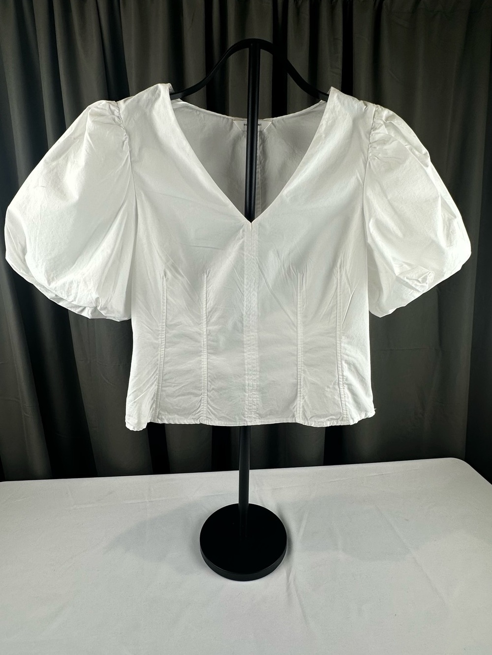 Banana Republic White V-Neck Puff Sleeve Blouse